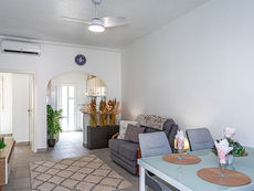 SELLING YOUR HOME FURNISHED?