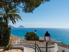 KEY QUESTIONS FOR BUYING IN THE COSTA BLANCA