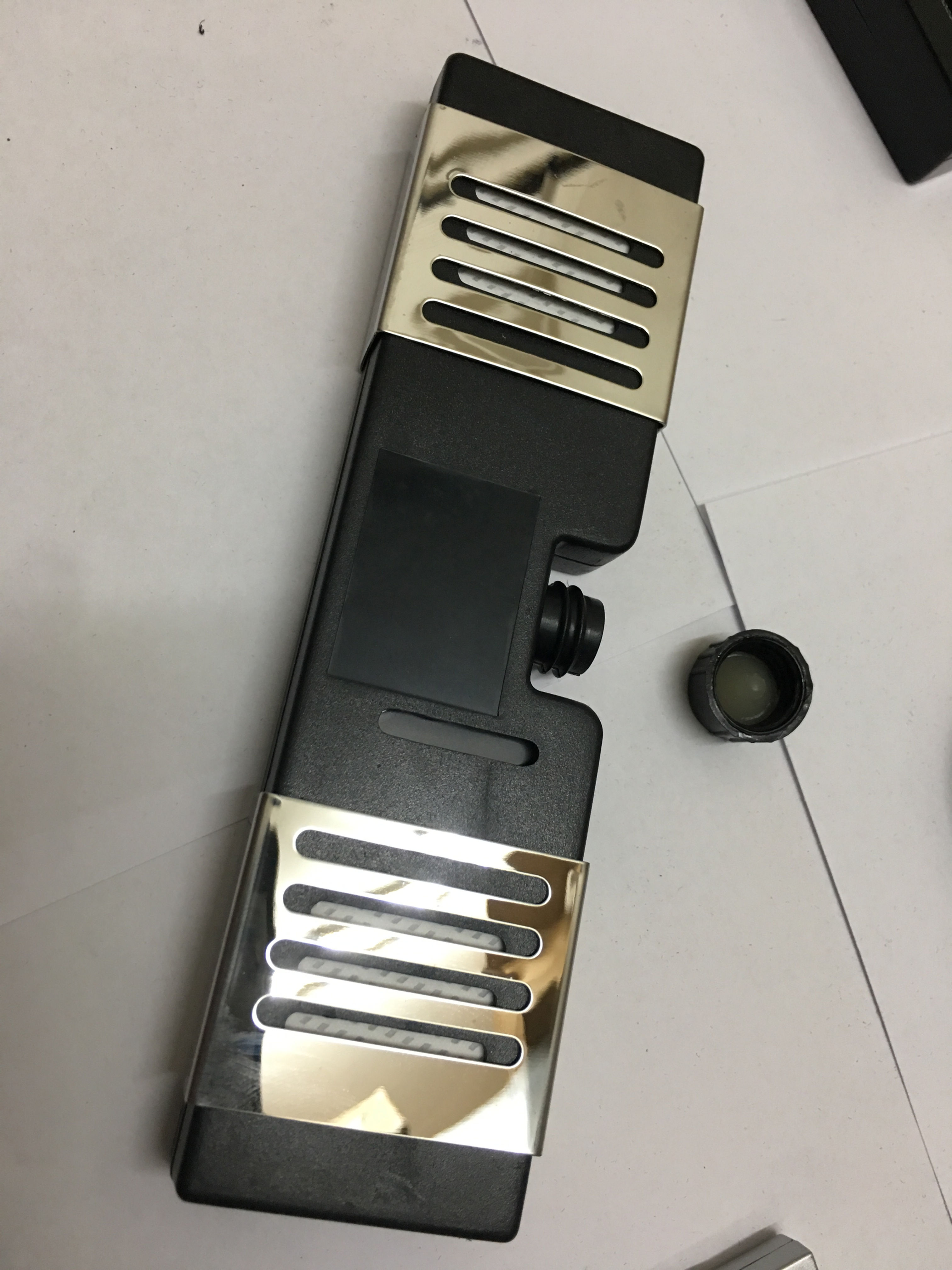 HUMIDIFIER ADJUSTABLE