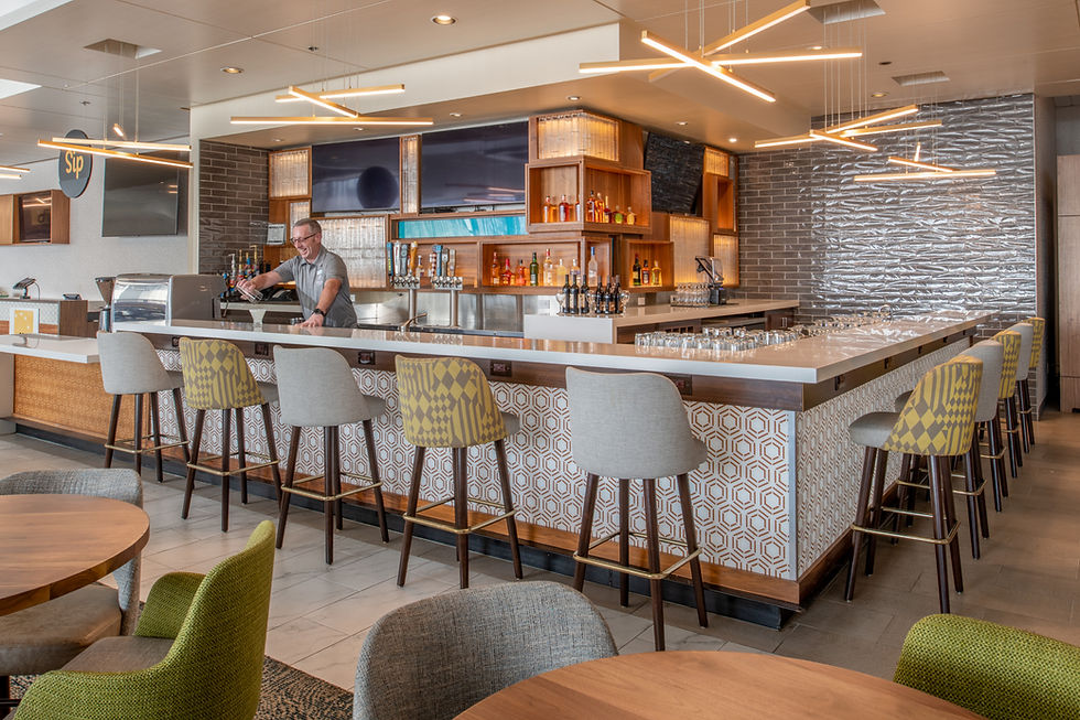 Portland Dining | Jantzen Beach Bar + Grill | Portland, OR