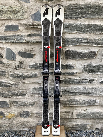 Alpine skiing second hand