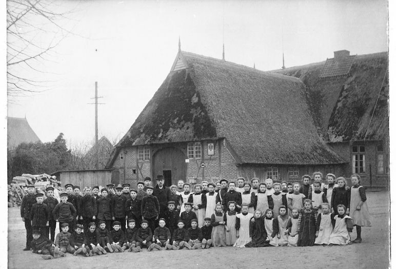 Schule um 1900