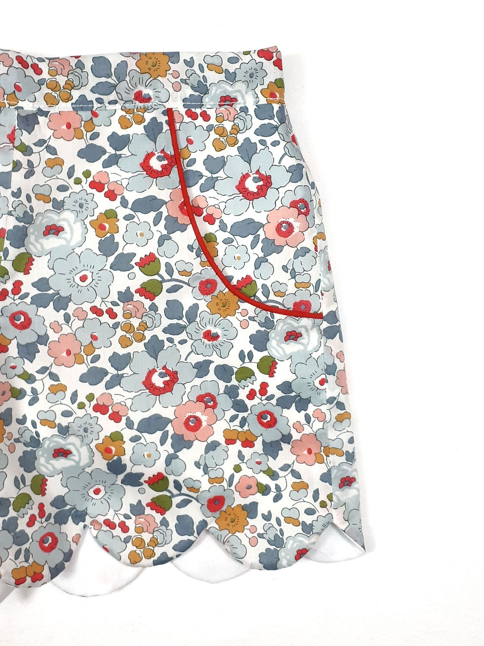 Thumbnail: Shorts Noemie