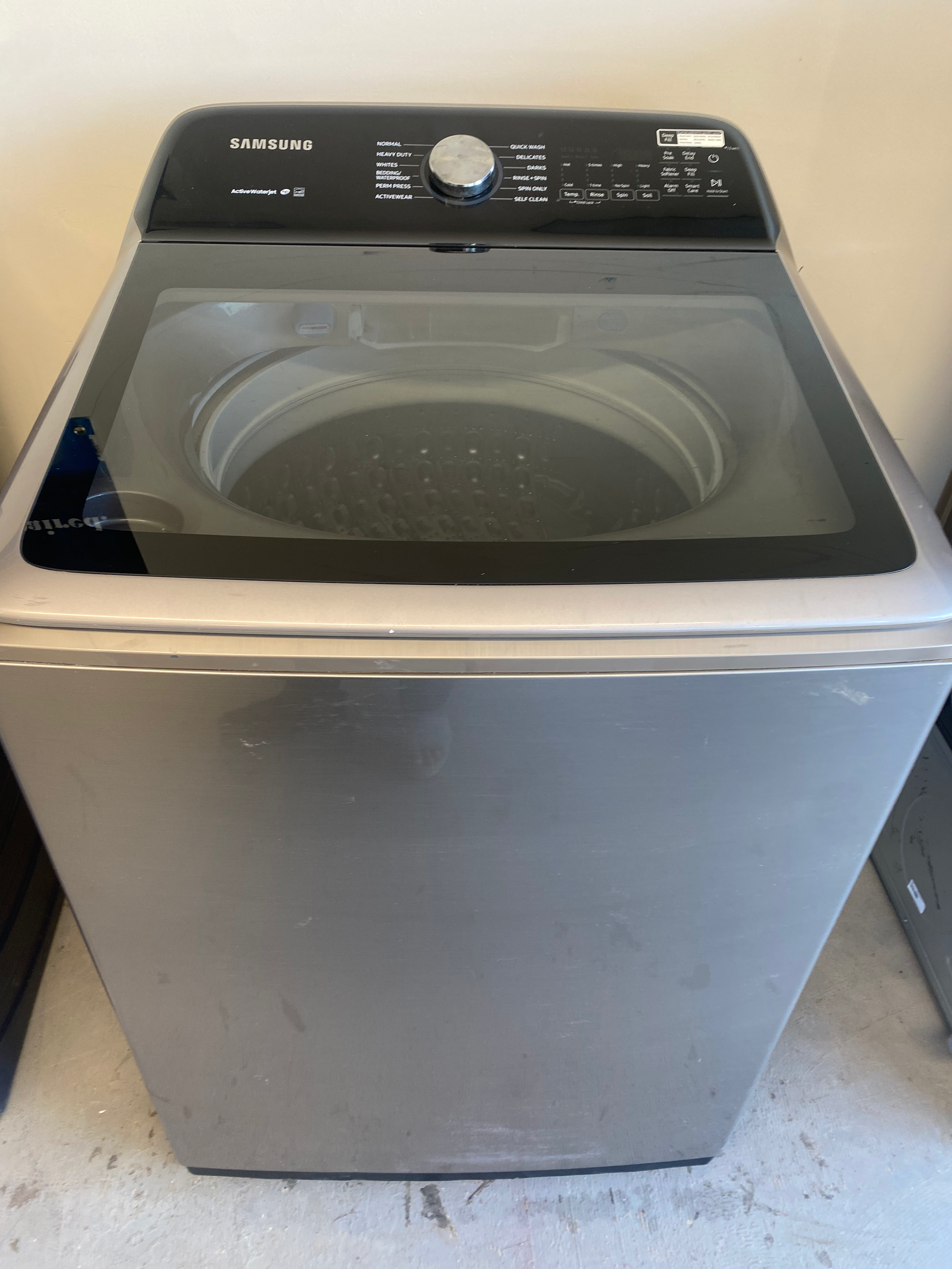 Like New 5.0 cu ft Samsung Washer