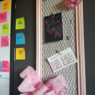Goals on a decorative frame
