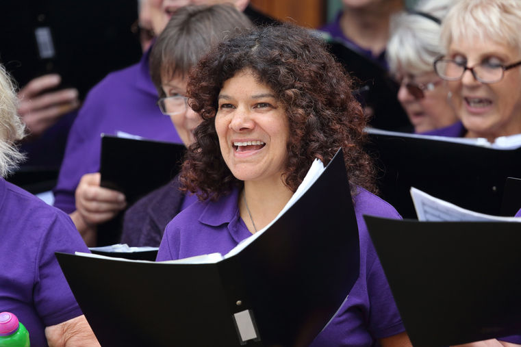 Singing Hilliers