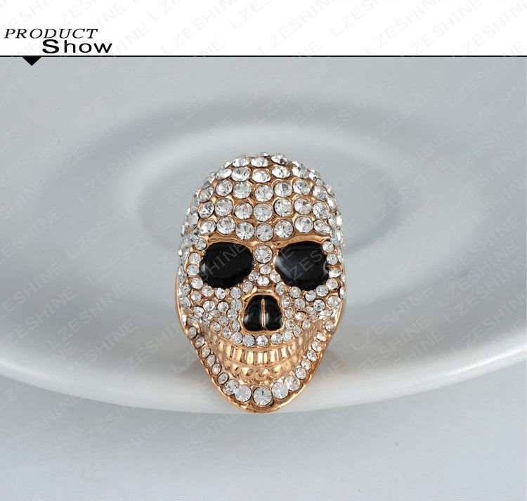 Thumbnail: Crystal Skull Ring
