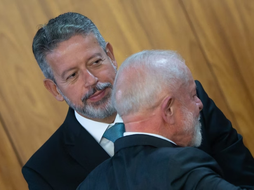 "Impeachment de Lula por 'pedalada' está nas mãos de Lira."