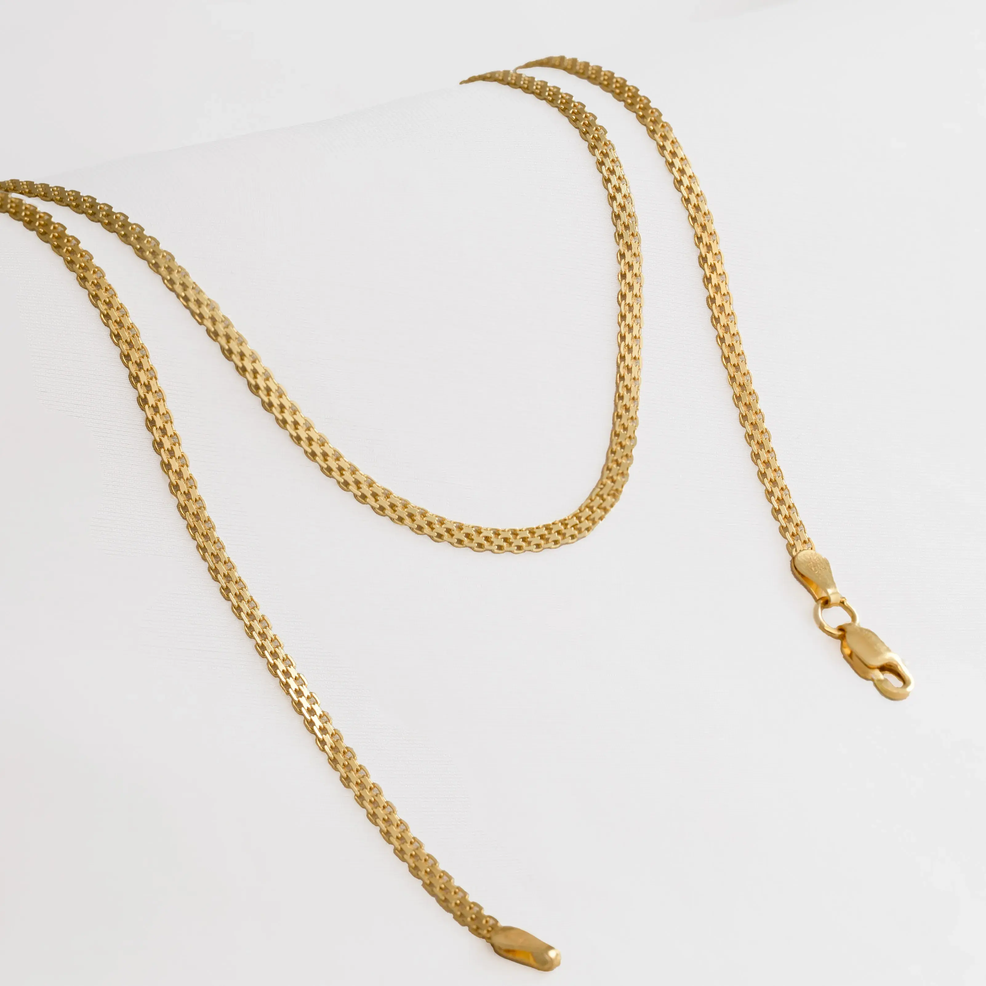 45888 - C China IT 3 mm 65 Cms