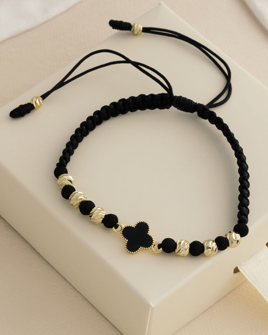 M246 - MANILLA balin italy 5mm, H Clover