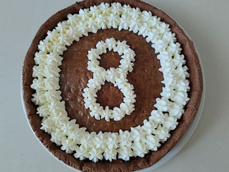 Crostata Sacher Moderna con Ripieno Cremoso al Brownie