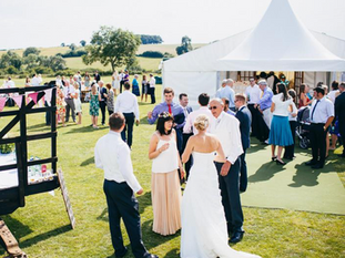 A Guide to Marquee Wedding Flowers in Rutland