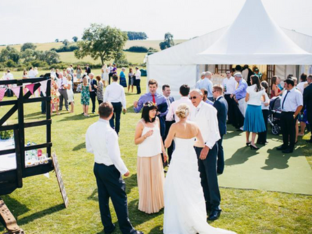 A Guide to Marquee Wedding Flowers in Rutland