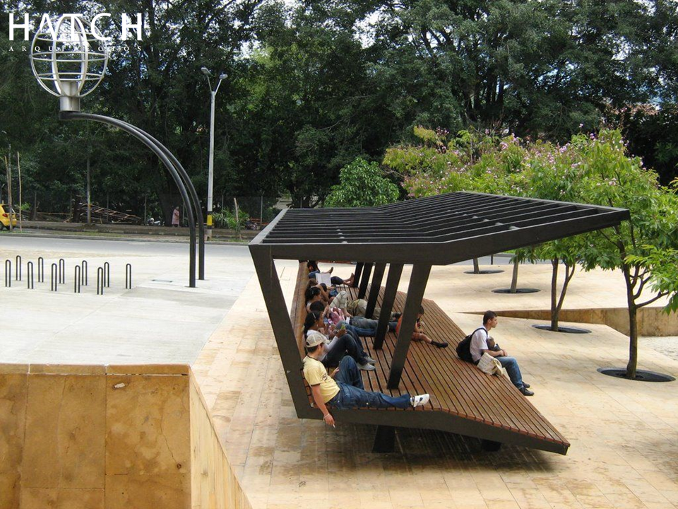 🚧 Excelentes ideas para MOBILIARIO URBANO🧱 -El mobiliario urbano (a veces llamado también elementos urbanos) es el conjunto de objetos y piezas de equipamiento instalados en la vía pública para varios propósitos.🚦