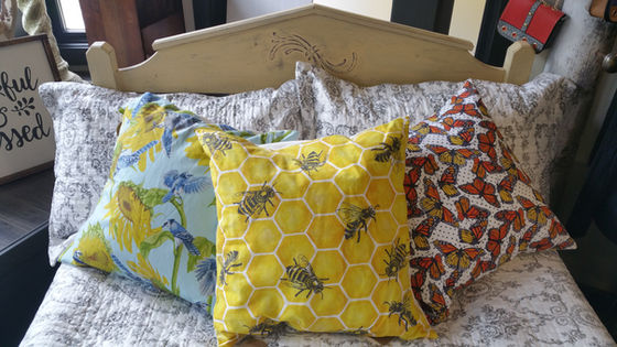 This Gold & Ginger inspired bed didn't last long. Learn how to create your own raised design