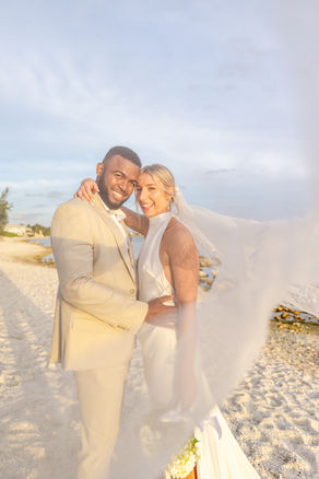Bride and Groom Candid Photos 