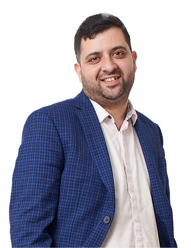 portrait-confident-male-doctor 3 (1).png