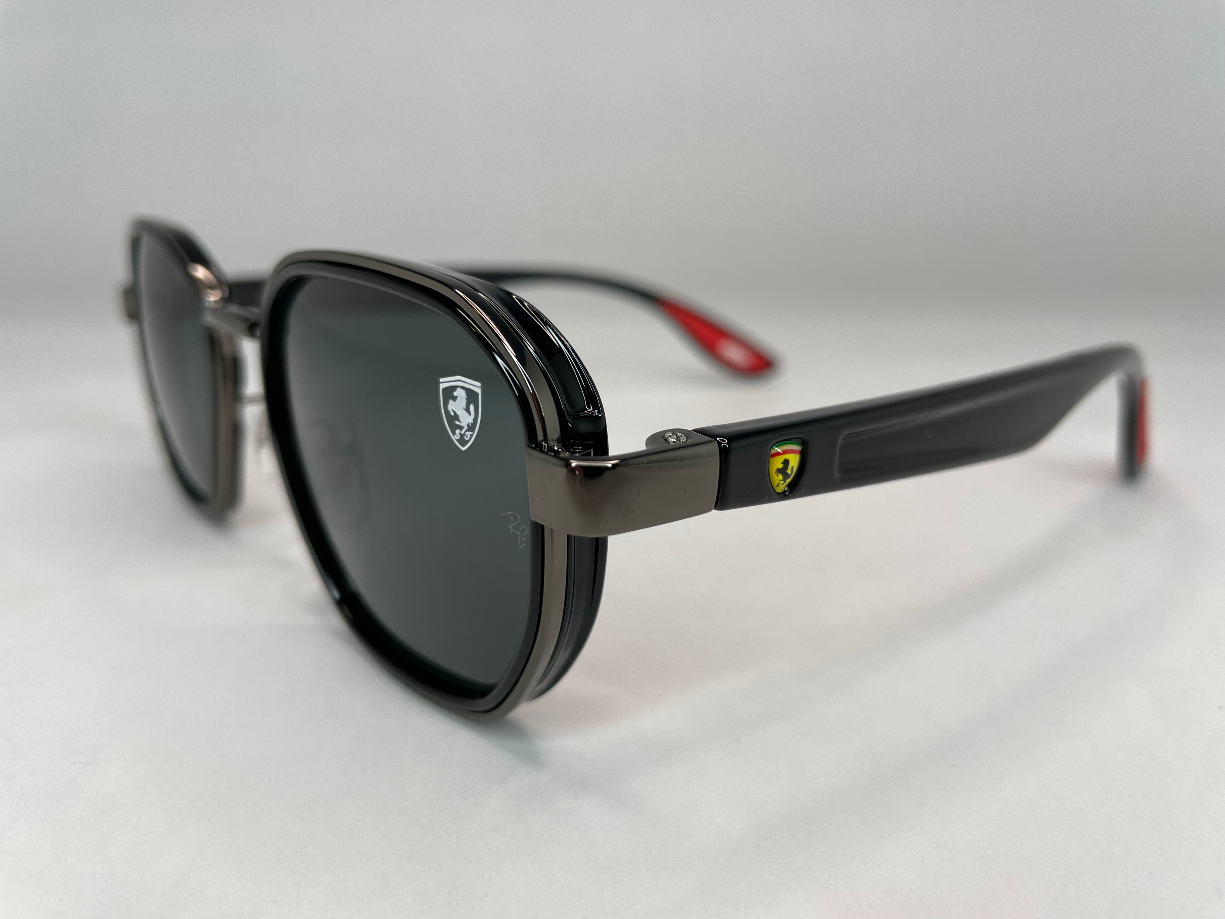 Ray-Ban Ferrari RB3674M F030B1