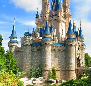Haunted Disney?! Exploring CREEPY Disney park ghost stories & urban legends