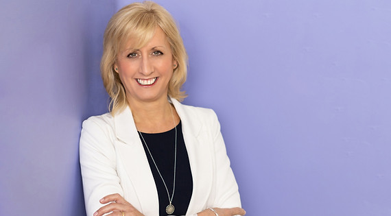 Caroline Thompson by Rosie Parsons Photography-1_edited.jpg