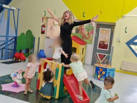 Atelier immersion en crèche / Avec Caroline Duval // Cie Be
