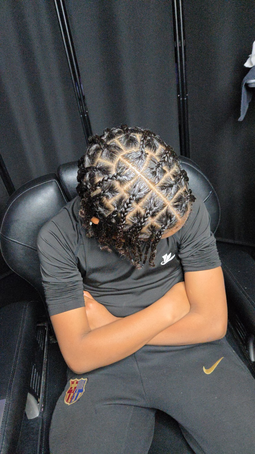 Clean parting for natural single braids by Blessed Handz