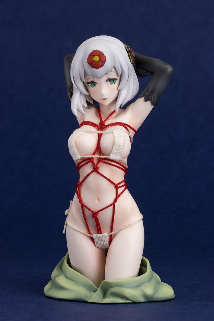 Chizuru Statue