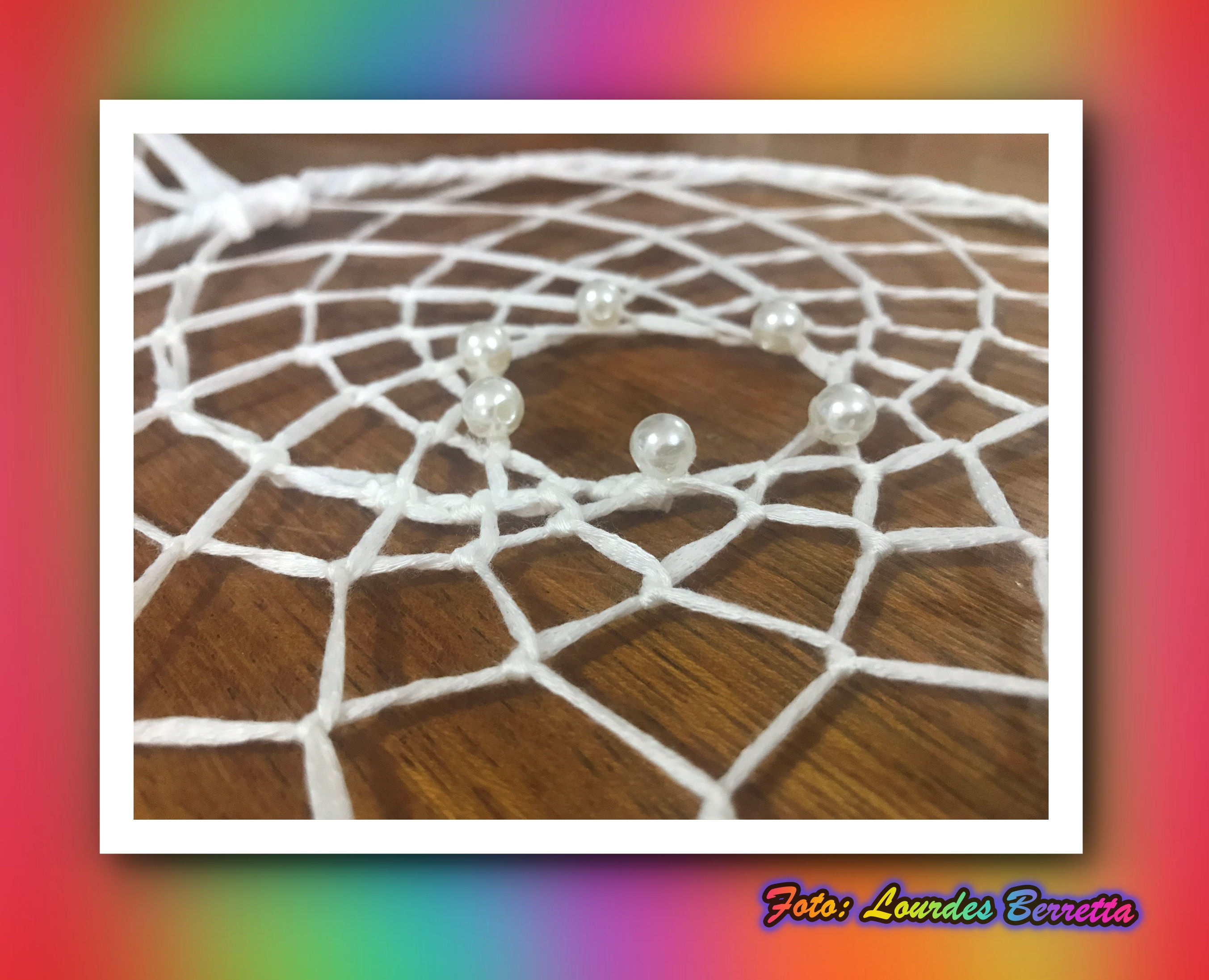Atrapasueños blanco con perlas
