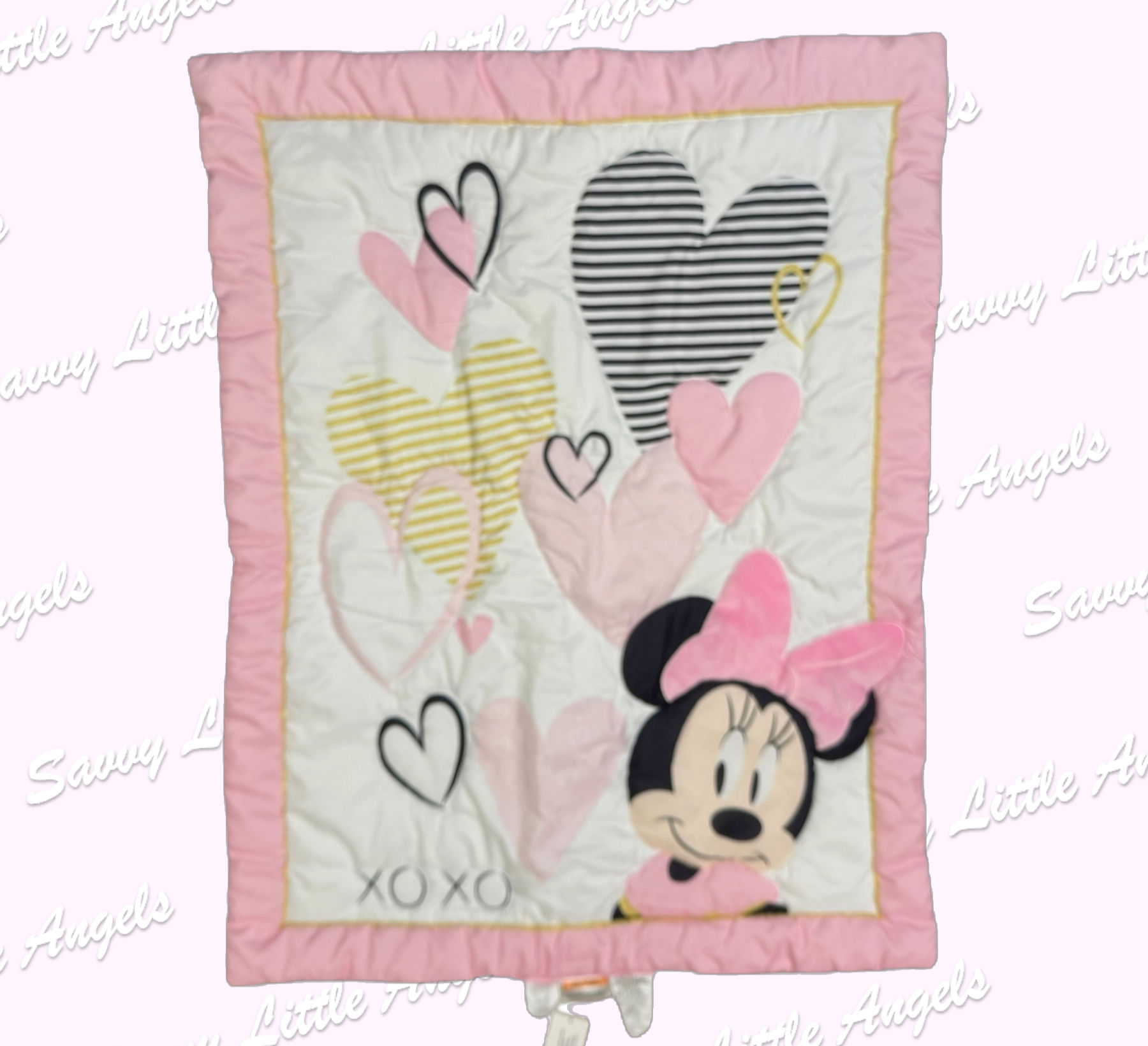 Minnie Mouse Crib Set Front View