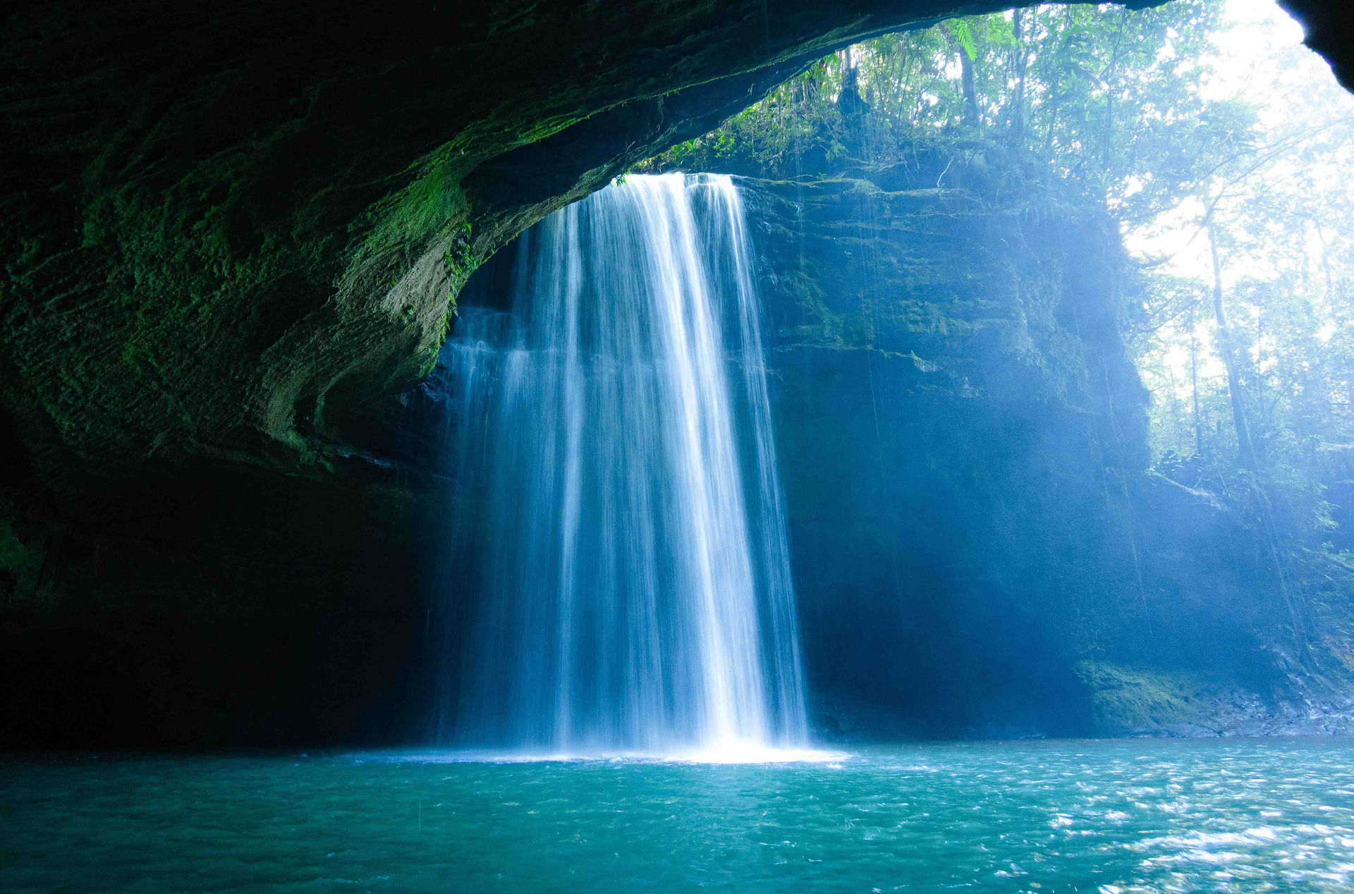 cascada Caño Jordán en el Guejar, Meta. Colombia
