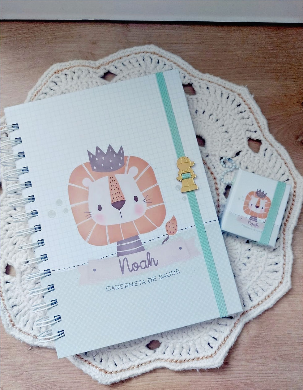 Caderneta de Saúde Leão Minimalista