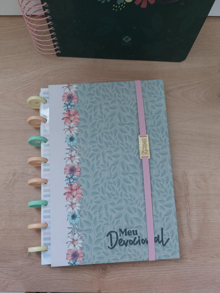 Caderno Devocional A5 Discos Floral 2