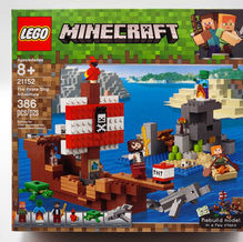 LEGO Minecraft set 21152 - The Pirate Ship Adventure, featuring a Pirate Ship and turtle nesting grounds, four minifigures, and three animals, sealed box in excellent condition.