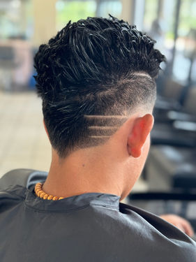 Best Barber St Pete, Best Mens Haircut St Pete, Best Men's Haircut Specialist in St Pete, St Pete Hair Barber, St Pete Men's Salon, St Pete Hair, Tampa Barber, Tampa Bay Salon, Best Razor Cut St Pete