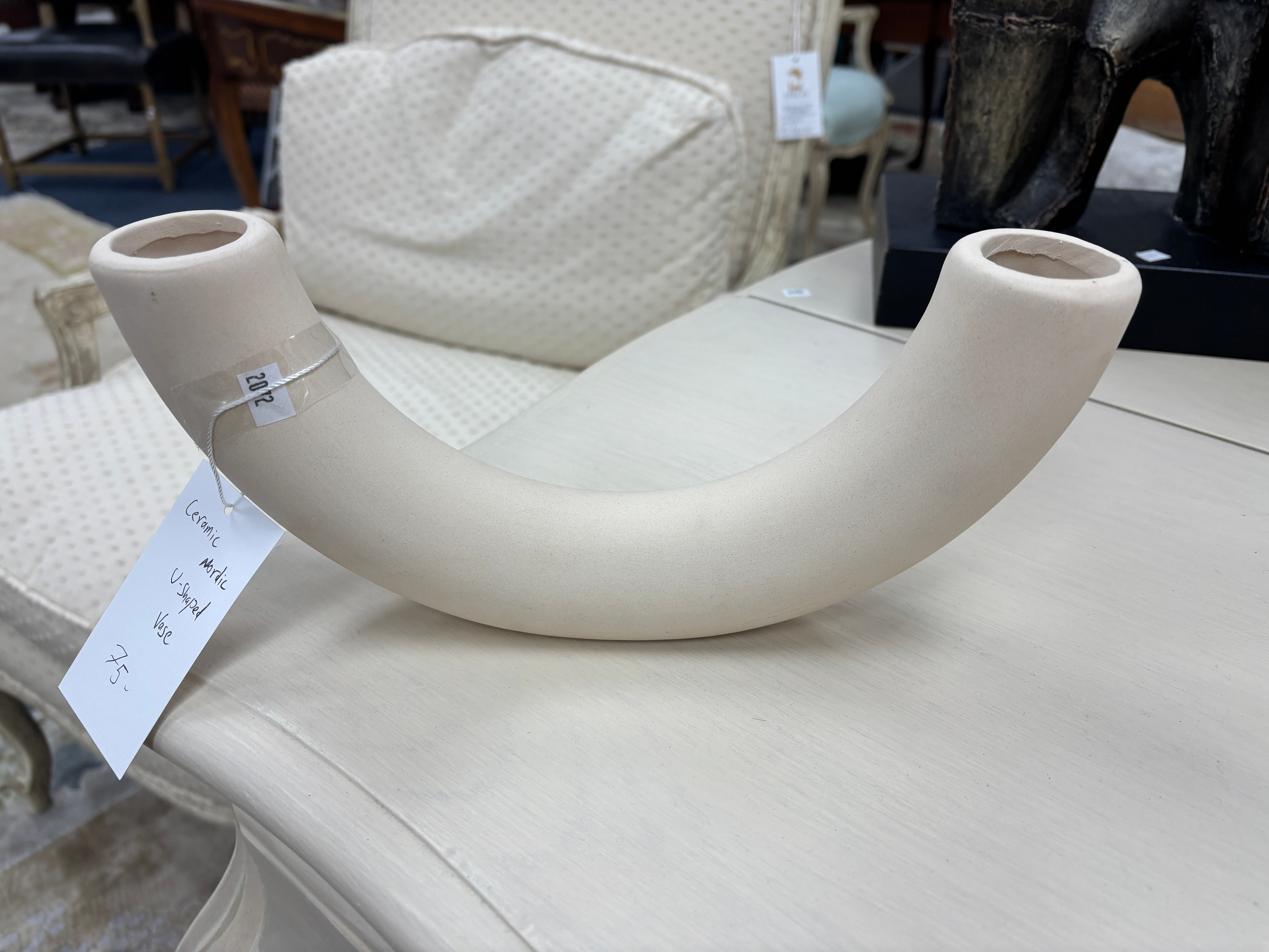 Ceramic Nordic U-Shaped Vase