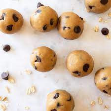 Infused cookies : No-Bake Peanut Butter Chocolate Chip Cookie Dough