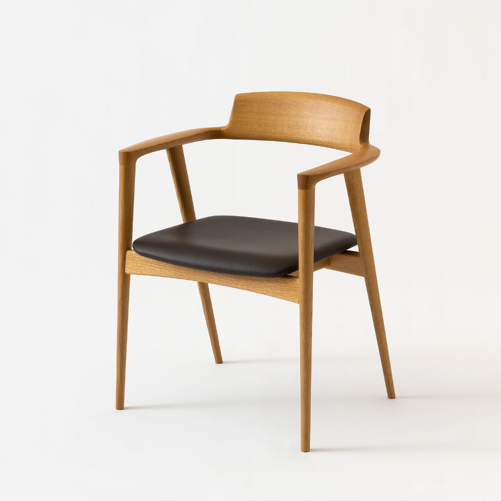 SEOTO Arm Chair / 板座