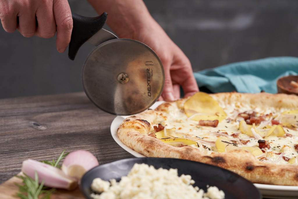 Milano Pizza Cut.jpg