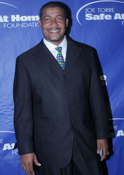 MARIANO DUNCAN (FORMER MLB PLAYER )_ SAFE AT HOME GALA 2016 ! SMI SPORTS copy