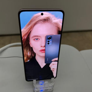 Nuevo Xiaomi 12 Lite deslumbra con cámara delantera de 32 MP y doble flash Led