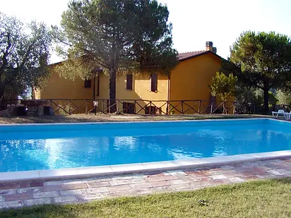 Piscina di sopra picchio.webp