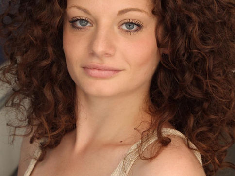 The 2.0 Theater: How Pefrormers Responded to the Lockdown