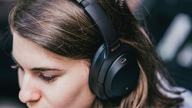 sony headphones.jpeg