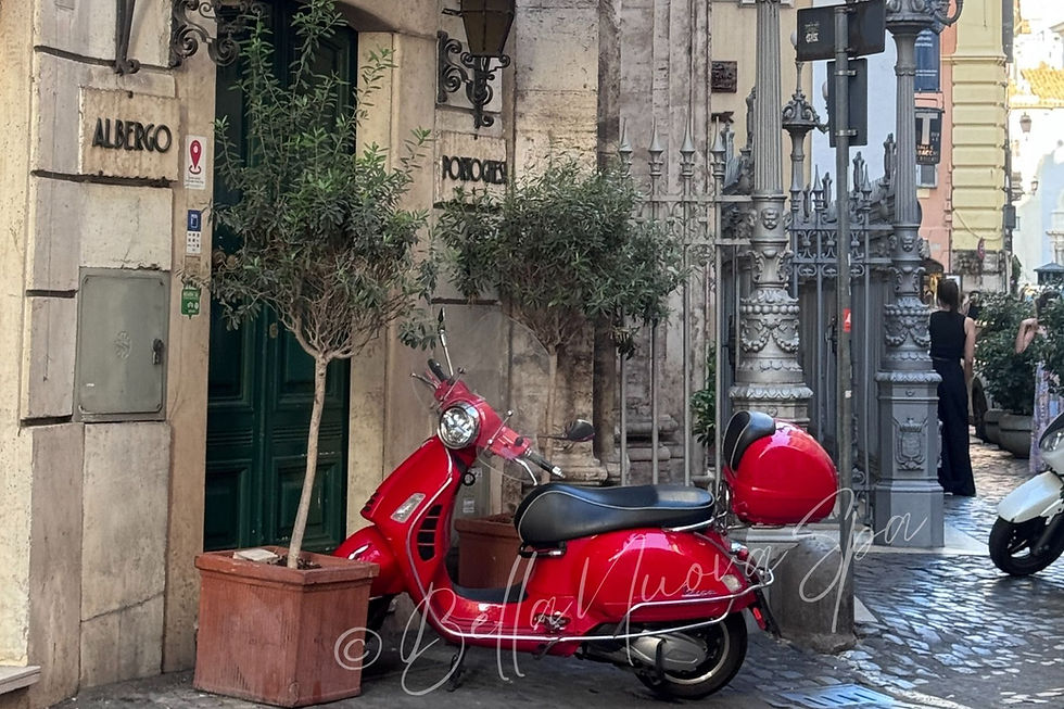 Traveling Italy on a Cute Scooter