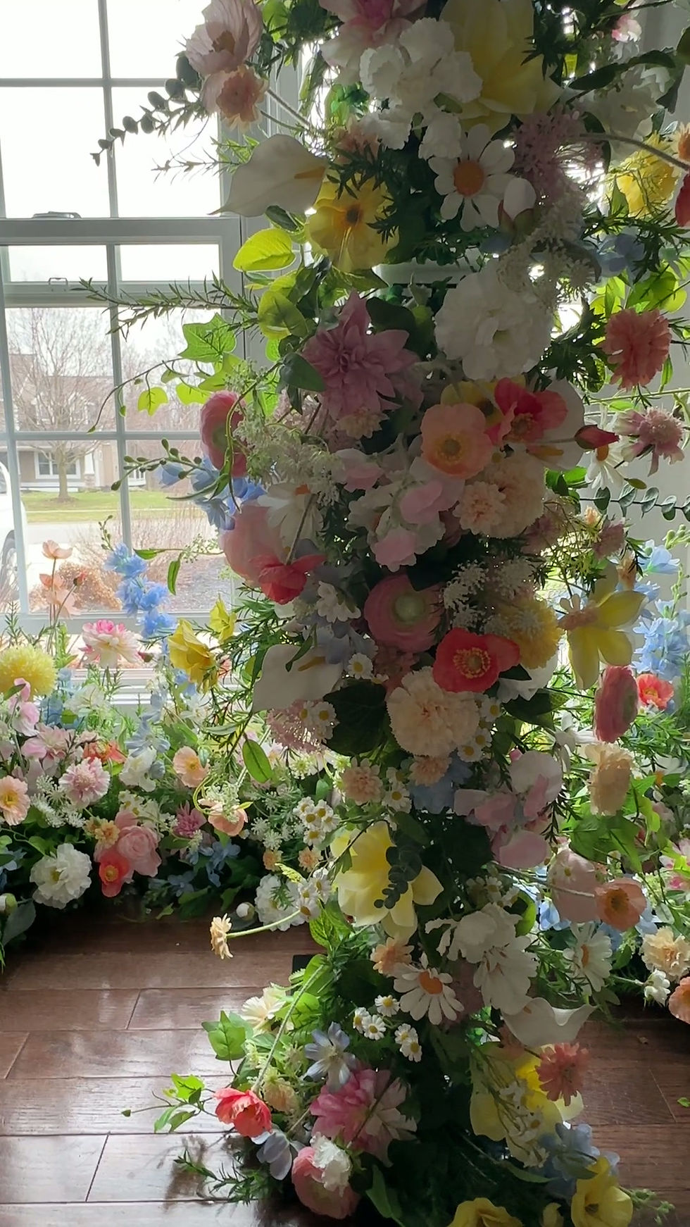 Thumbnail: Pastel wild flower arch 