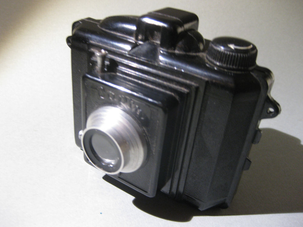 Camara fotográfica CAPTA J.M. Muy bien conservada. Funda de piel original. Años