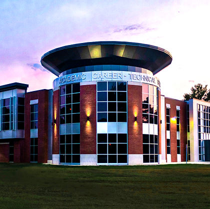 HCC Academic Career-Technical Building Photo 6 (Marketing)_edited_edited_edited.jpg