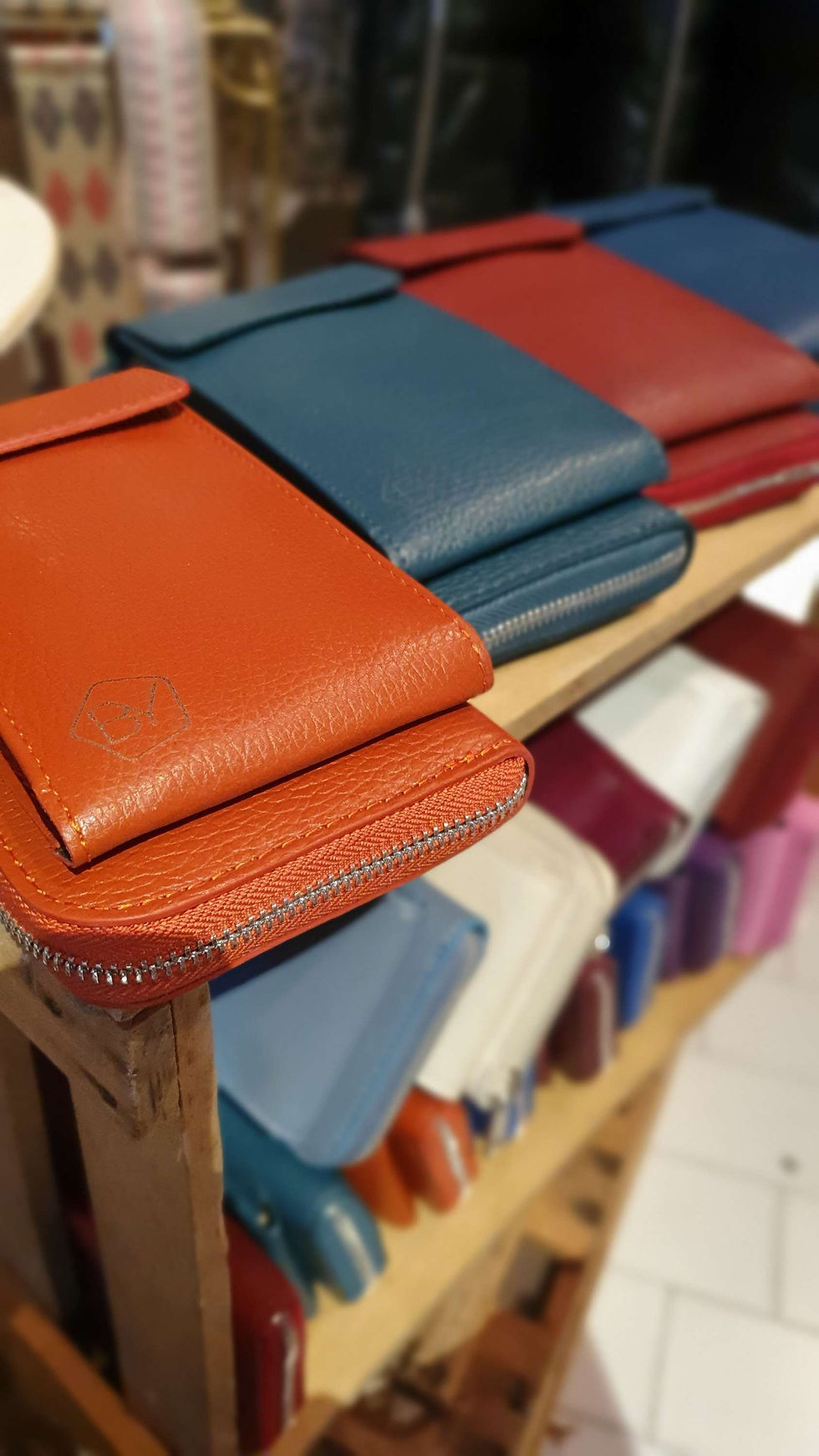 Miniaturbild: Handytasche mit Geldbörse