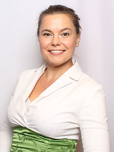 Portrait von Sängerin im Kostüm