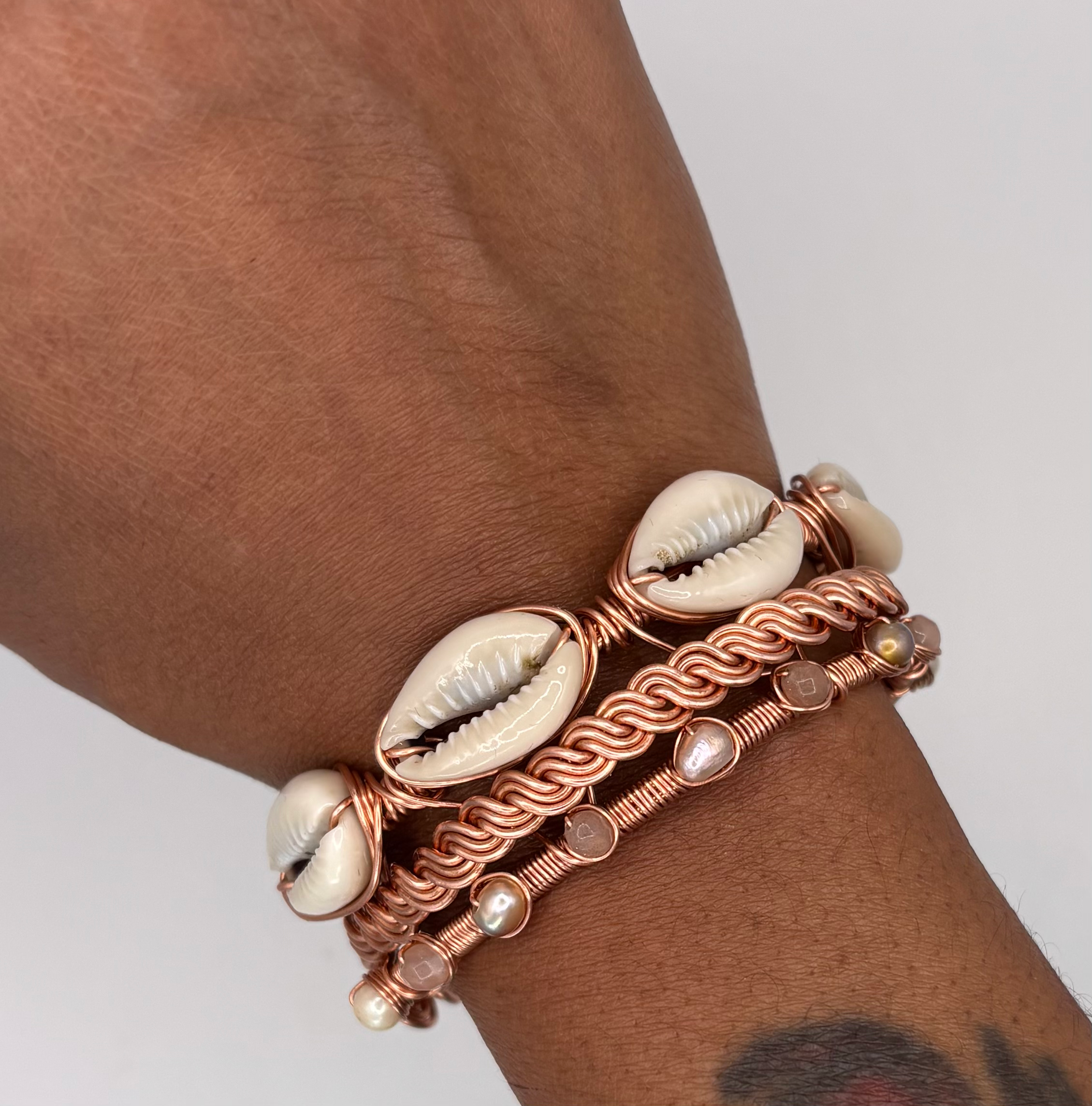 Peach moonstone • Pearl • Cowrie shell •copper bracelet